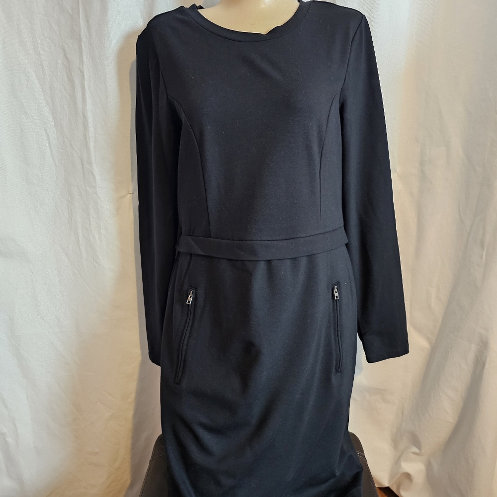 Athleta Black Long Sleeve Dress W Pockets